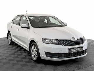 2018 Skoda Rapid I Рестайлинг, белый, 1100000 рублей, вид 3