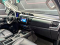 2017 Toyota Hilux VIII, чёрный - вид 11