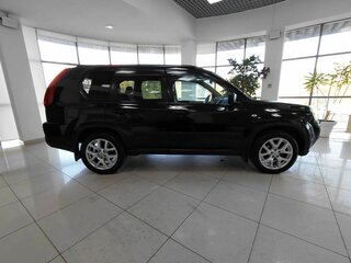 2011 Nissan X-Trail II Рестайлинг, чёрный, 1070000 рублей, вид 4