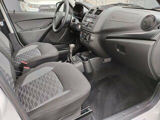 2026 Lada (ВАЗ) Granta Cross I Рестайлинг, белый, 1191000 рублей, вид 5
