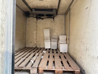 2010 Nissan Cabstar, красный, 740000 рублей, вид 5