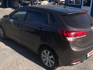 2016 Kia Rio III Рестайлинг, коричневый, 699000 рублей, вид 5