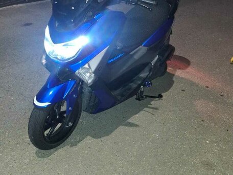 2018 Yamaha NMAX, синий, 250000 рублей, вид 4