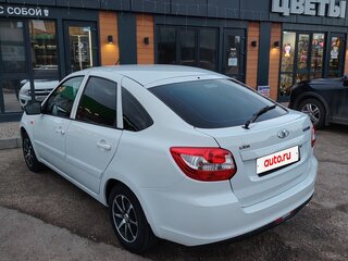 2016 Lada (ВАЗ) Granta I, белый, 650000 рублей, вид 4