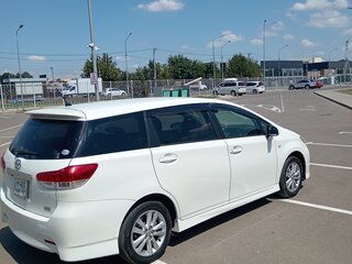 2009 Toyota Wish II, белый, 1250000 рублей, вид 3