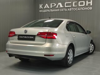 2015 Volkswagen Jetta VI Рестайлинг, серебристый, 980000 рублей, вид 2