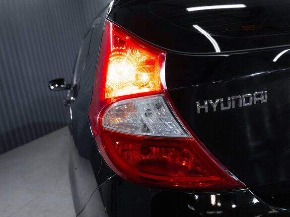 2012 Hyundai Solaris I, чёрный, 790000 рублей - вид 9