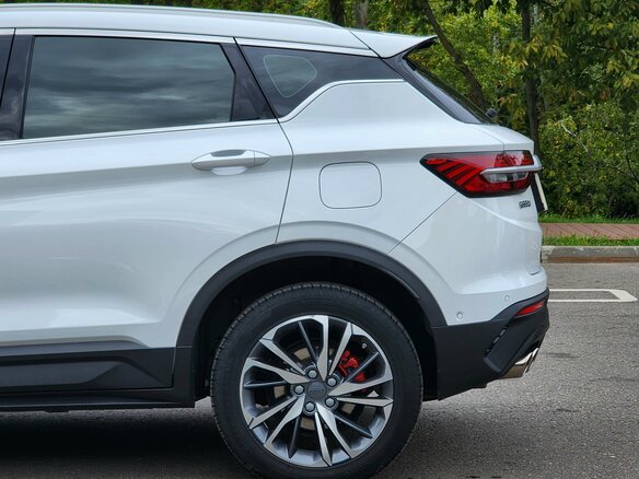 2022 Geely Coolray I, белый, 1699000 рублей - вид 16
