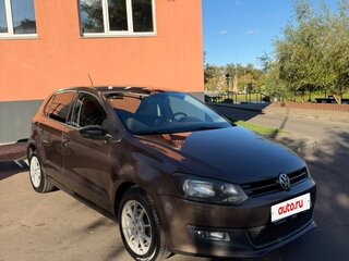 2011 Volkswagen Polo V, коричневый, 950000 рублей, вид 2