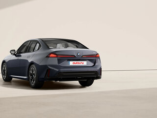 2026 BMW 3 серии 318 VIII (G5x), серый, 9500000 рублей, вид 2
