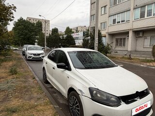 2013 Volkswagen Polo V, белый, 275000 рублей, вид 3
