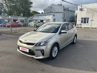 2018 Kia Rio IV, бежевый, 850000 рублей, вид 1