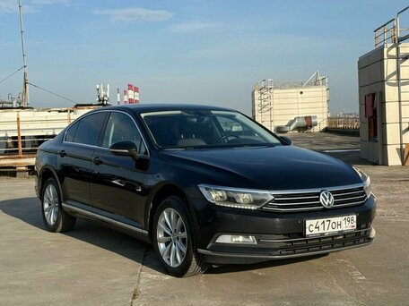 2019 Volkswagen Passat B8, чёрный, 1979000 рублей, вид 4