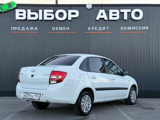 2015 Lada (ВАЗ) Granta I, белый, 545000 рублей, вид 2