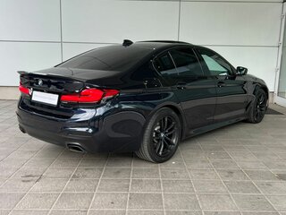 2020 BMW 5 серии 520d xDrive VII (G30/G31/G38), синий, 4440000 рублей, вид 2