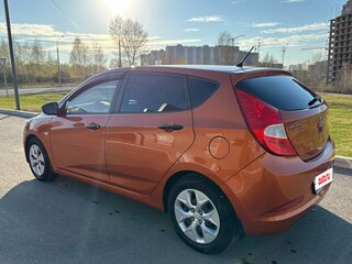 2014 Hyundai Solaris I Рестайлинг, оранжевый, 950000 рублей, вид 5