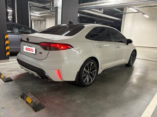 2021 Toyota Corolla Sporty XII (E210), белый, 2150000 рублей, вид 4