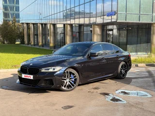 2020 BMW 5 серии 540i xDrive VII (G30/G31/G38) Рестайлинг, чёрный, 5200000 рублей, вид 1