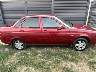 2017 Lada (ВАЗ) Priora I Рестайлинг, красный, 680000 рублей, вид 3