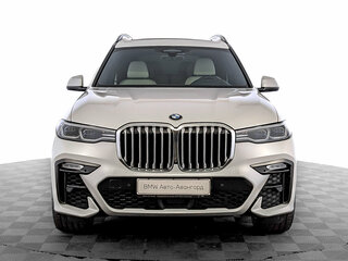 2020 BMW X7 50i I (G07), белый, 7150000 рублей, вид 2