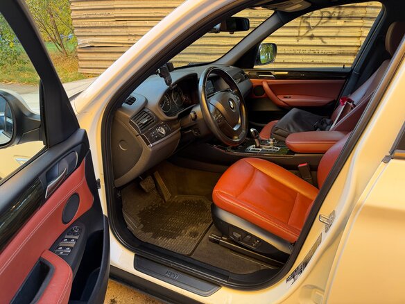 2013 BMW X3 28i xDrive II (F25), белый - вид 14
