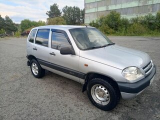 2007 Chevrolet Niva I, серебристый, 380000 рублей, вид 2