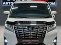 2017 Toyota Alphard III, белый, 3370000 рублей - вид 2