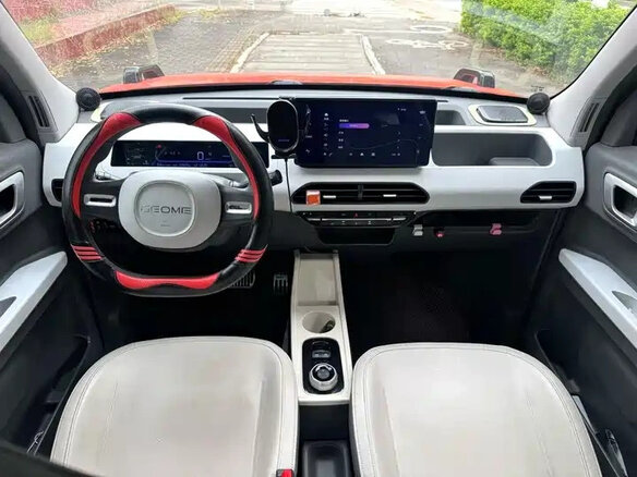 2024 Geely Panda Knight I, красный, 951208 рублей - вид 6