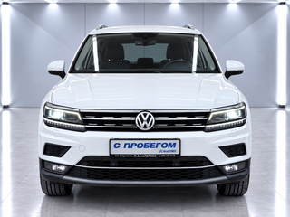 2018 Volkswagen Tiguan II, белый, 1945000 рублей, вид 2