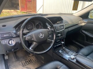 2010 Mercedes-Benz E-Класс 200 5G-Tronic IV (W212, S212, C207), серебристый, 1800000 рублей, вид 5