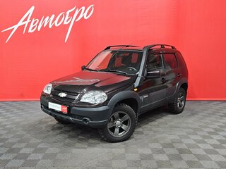 2018 Chevrolet Niva I Рестайлинг, коричневый, 745000 рублей, вид 1