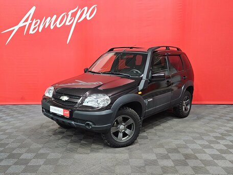 2018 Chevrolet Niva I Рестайлинг, коричневый, 745000 рублей, вид 1