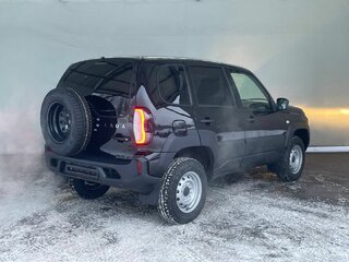 2026 Lada (ВАЗ) Niva Travel I Рестайлинг, чёрный, 1414000 рублей, вид 4