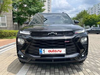 2023 Chevrolet TrailBlazer III, чёрный, 1650000 рублей, вид 2