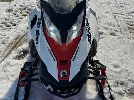 2014 BRP Ski-Doo Backcountry X 800, красный, 800000 рублей, вид 3