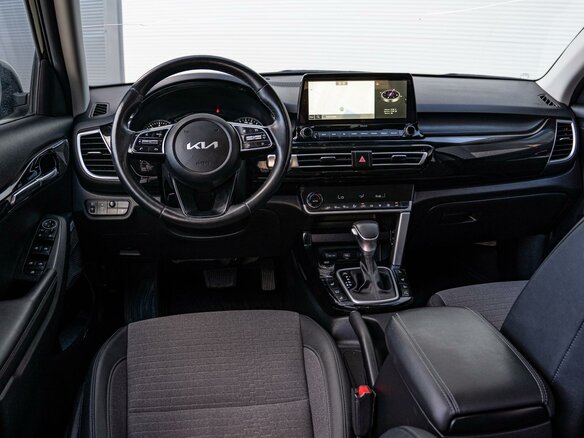 2022 Kia Seltos I, чёрный, 2320000 рублей - вид 5