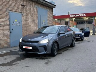 2018 Kia Rio IV, серый, 1050000 рублей, вид 4