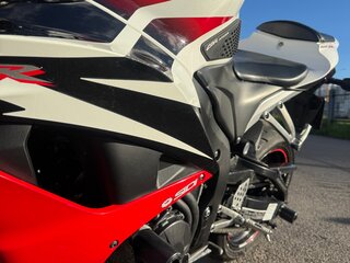 2008 Honda CBR 600RR, красный, 690000 рублей, вид 5