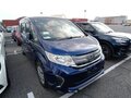 2017 Honda Stepwgn V, синий, 1650000 рублей