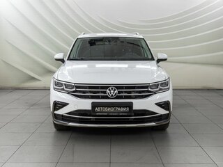 2021 Volkswagen Tiguan II Рестайлинг, белый, 3148000 рублей, вид 2