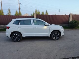2023 Skoda Karoq DSG7 I, белый, 2050000 рублей, вид 3