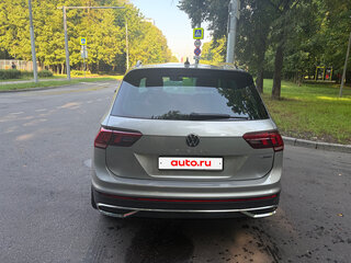 2022 Volkswagen Tiguan II Рестайлинг, серый, 3150000 рублей, вид 3
