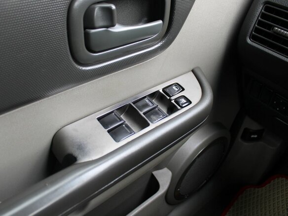 2006 Nissan X-Trail I Рестайлинг, серебристый, 549000 рублей - вид 8