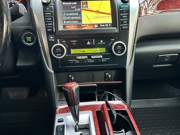 2011 Toyota Camry VII (XV50), чёрный - вид 11