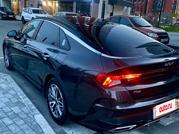 2021 Kia K5 III, серый, 2505000 рублей - вид 11