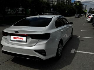 2021 Kia Cerato IV, белый, 2100000 рублей, вид 2