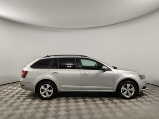 2017 Skoda Octavia III (A7) Рестайлинг, серебристый, 1749000 рублей, вид 4