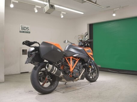 2022 KTM 1290 Super Duke GT, серый, 1560000 рублей, вид 5