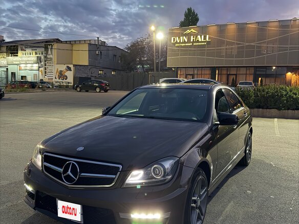 2013 Mercedes-Benz C-Класс 250 III (W204) Рестайлинг, коричневый - вид 2
