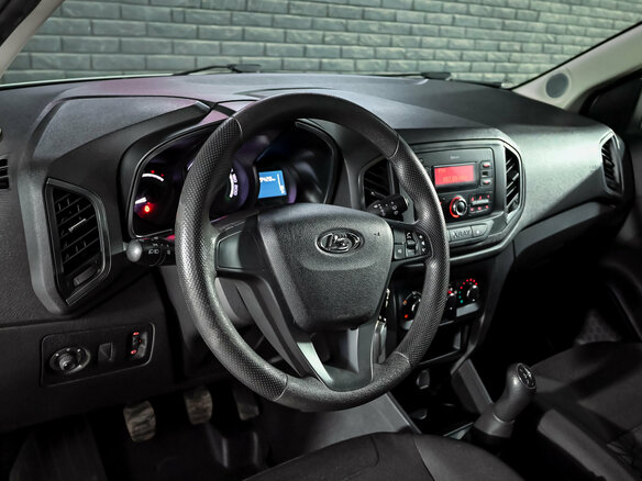 2017 Lada (ВАЗ) XRAY I, белый - вид 13